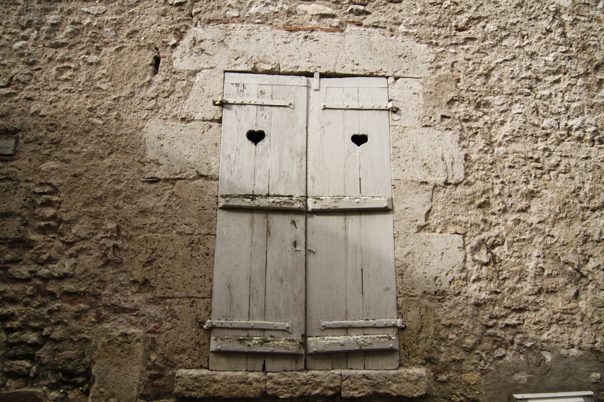 heart window shutters